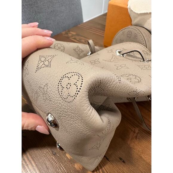 Louis Vuitton Bella Mahina Galet Bag - Picture 5 of 16